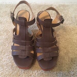 Lucky Brand Chocolate Wedges Size 7 1/2